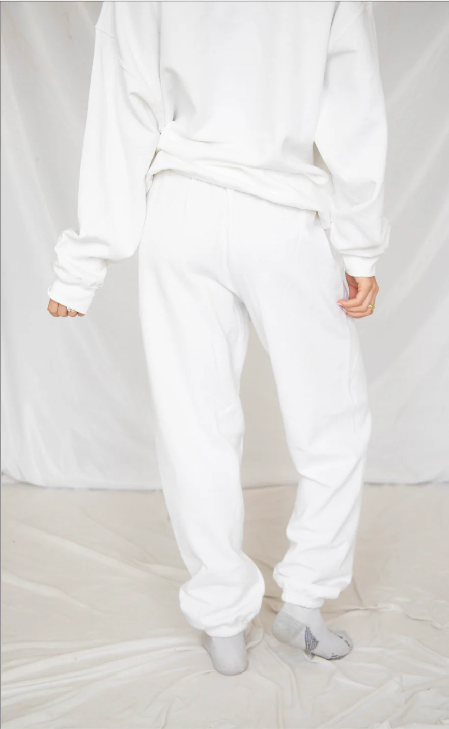 friday + saturday: classic mom sweatpants -  pink - Image 3